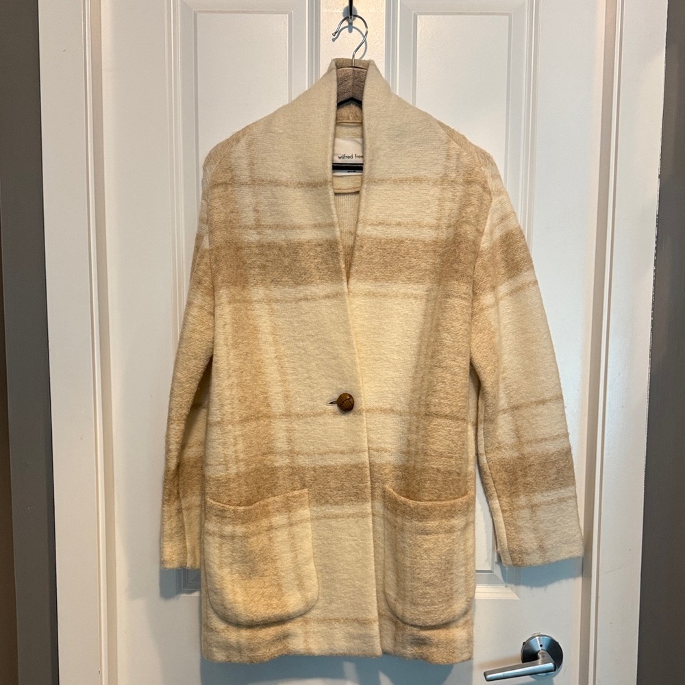 Wilfred Cream and Tan Plaid Coat